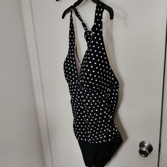 2Bamboo one piece swimsuit. - Picture 3 of 6